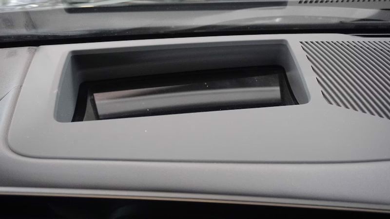 BMW i5 xDrive40 M-Sport HuD 360 Venti - fotka 14 z 24
