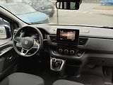Renault Trafic (2025) L2 Equilibre Blue dCi 150 Comb - náhled 12