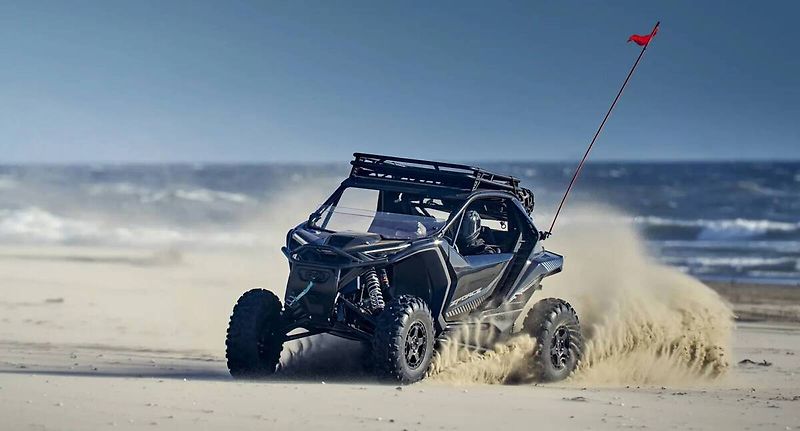CFMOTO (2026) Gladiator Z10 Turbo - fotka 4 z 13