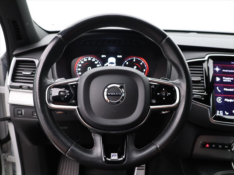Volvo XC90 2,0 D5 165kW AWD Aut. R-Design - fotka 20 z 39
