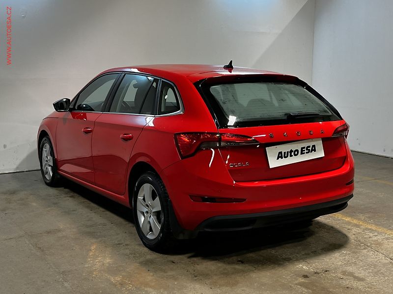 Škoda Scala (2020) 1.6 TDi, Ambiente, DSG - fotka 6 z 15