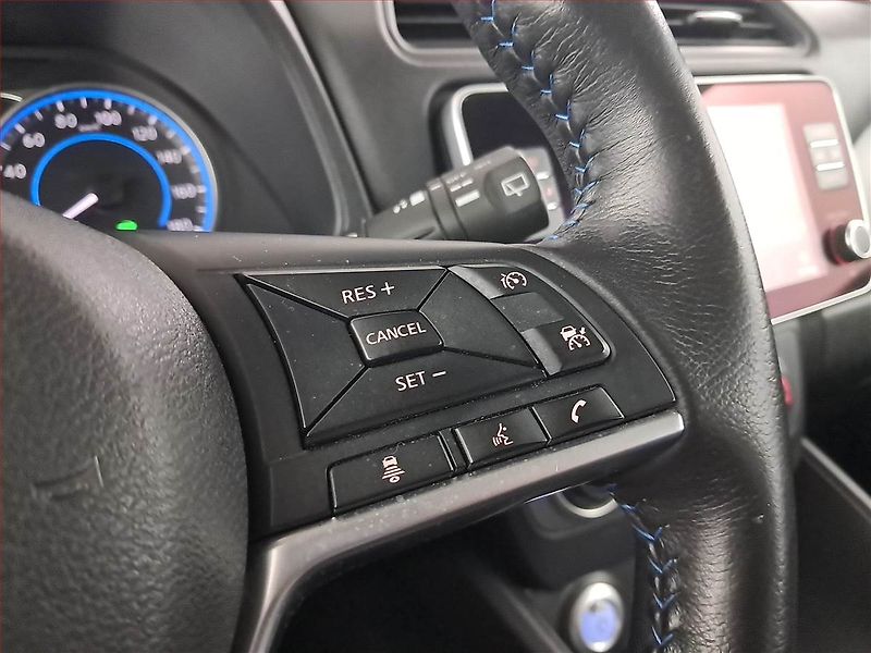 Nissan Leaf (2022) 40 kWh, SoH 89%, Automat - fotka 16 z 19