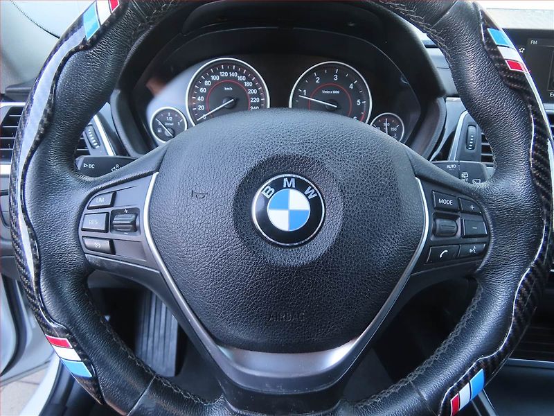 BMW Řada 3 (2017) 316 d, Automat, Navi, Tempomat - fotka 19 z 22