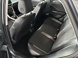 Volkswagen T-Roc 1,0   TSI,GOAL,SERVISKA,1.MAJ - náhled 26