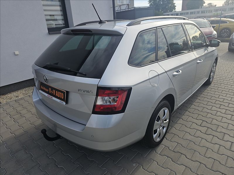 Škoda Fabia III 1,0 TSi 70KW Drive - fotka 6 z 44