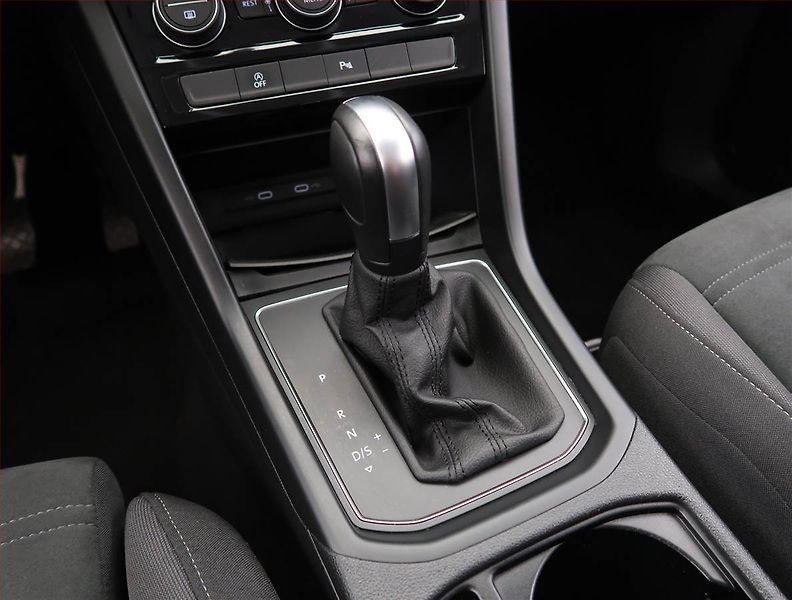 Volkswagen Touran (2022) Comfortline 2.0 TDI, Automat - fotka 13 z 20