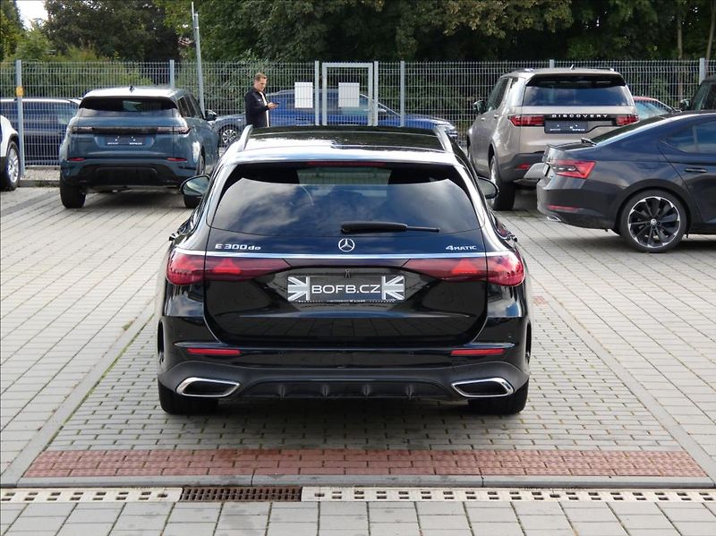 Mercedes-Benz Třídy E 2,0 300de 4M,1Maj, ČR, DPH - fotka 6 z 50