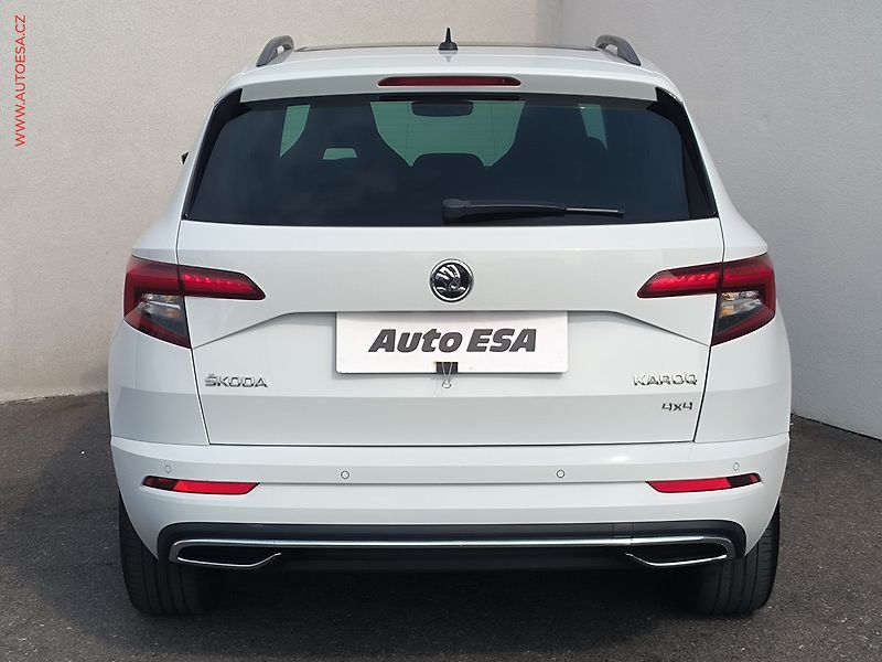Škoda Karoq (2019) 2.0 TDi 4x4, ČR, SportLine - fotka 5 z 26