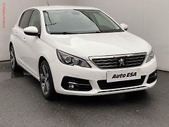 Peugeot 308 (2018) 1.2 PT, Allure, navi - fotografie inzerátu
