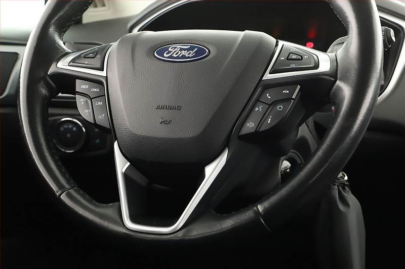 Ford Mondeo (2019) 2.0 TDCI, Automat, Navi - fotka 8 z 20