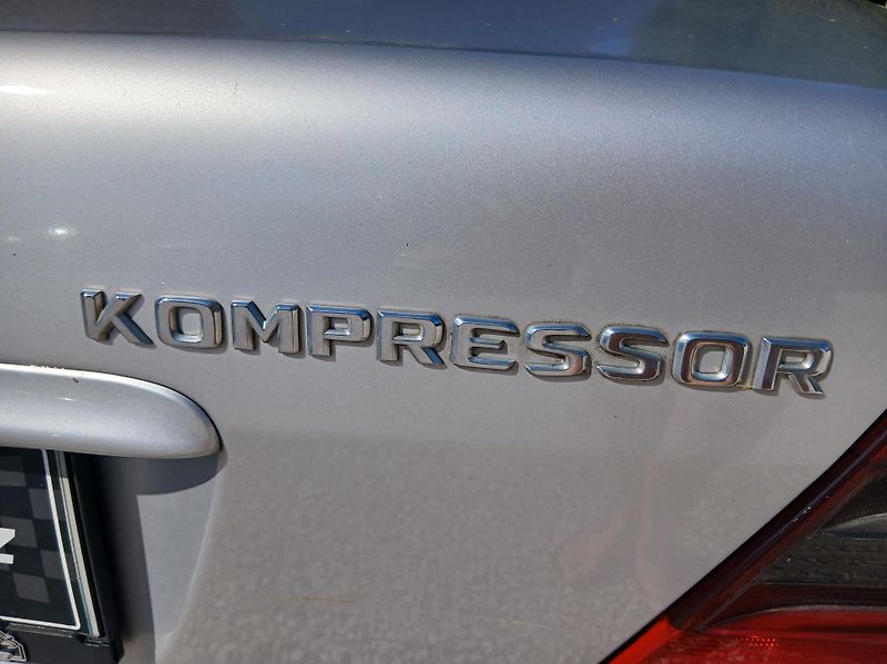 Mercedes-Benz Třídy C 200K 1.MAJ - fotka 30 z 31