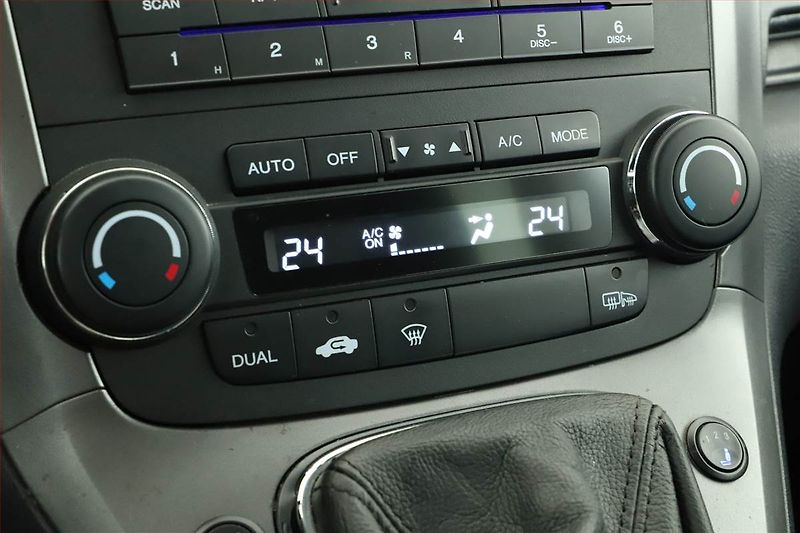 Honda CR-V (2009) 2.2 i-CTDi, 4X4, Tempomat - fotka 11 z 16