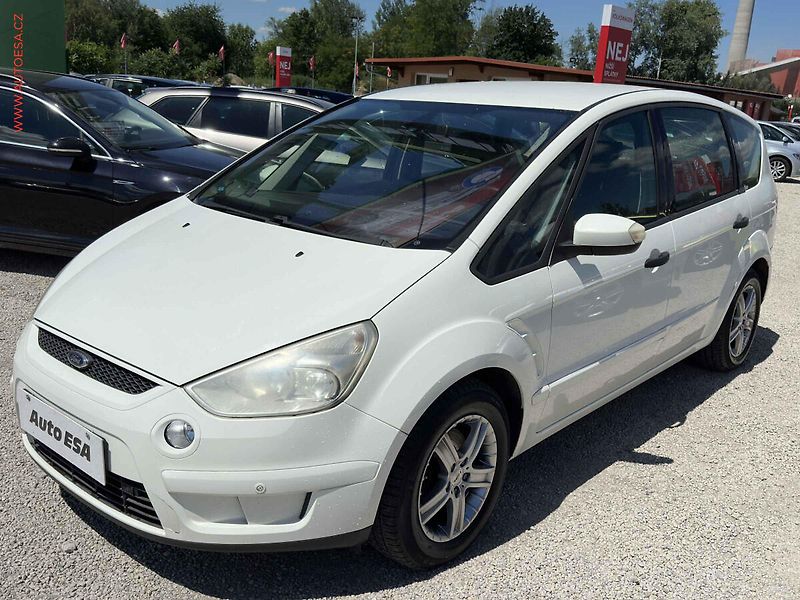 Ford S-MAX (2006) 2.0TDCi, AC, park.čidla - fotka 3 z 16