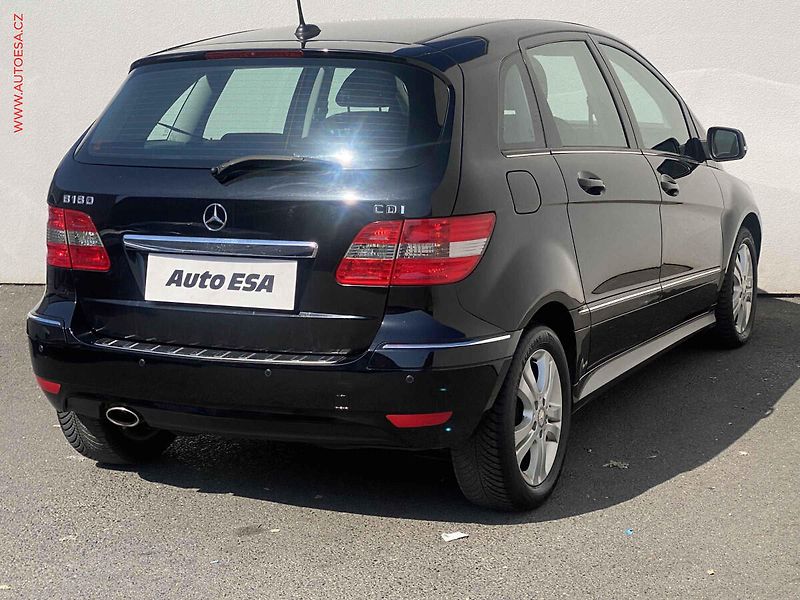 Mercedes-Benz Třídy B (2009) 2.0 CDi B180, Park.čidla - fotka 4 z 17