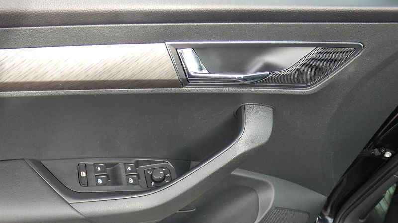 Škoda Karoq 2.0 TDI Style - fotka 9 z 22