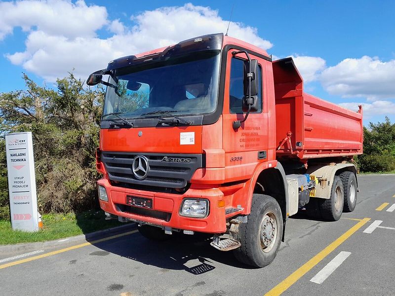Mercedes-Benz Actros MP3 3336 AK 6x6 - fotka 2 z 42