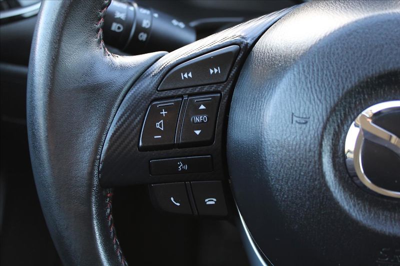 Mazda 3 2,0 i  ČR,1.MAJITEL,ATTRACTION - fotka 15 z 25
