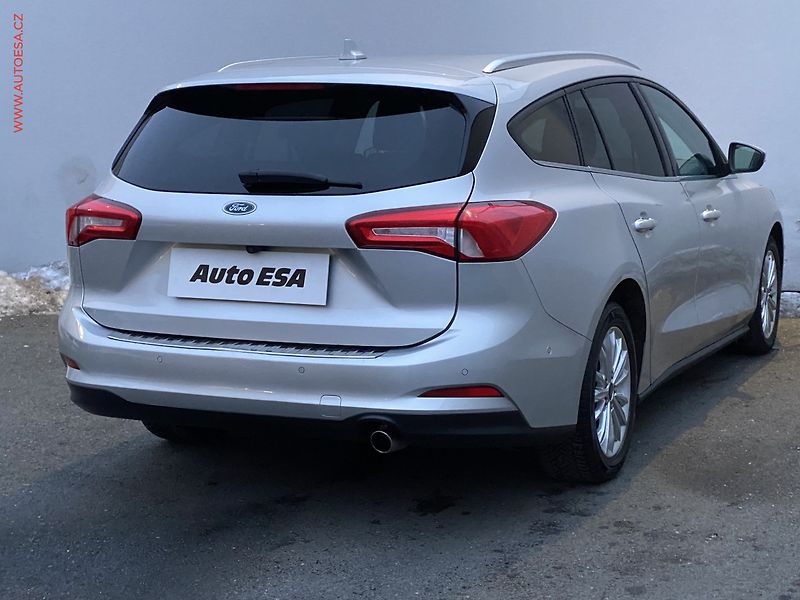 Ford Focus (2019) 1.5TDCi, Titanium, AT, LED - fotka 4 z 17