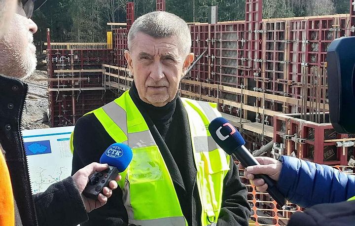 Předseda vlády Andrej Babiš na stavbě dálnice D6 jesenická křižovatka – Lubenec na jihu Ústeckého kraje.