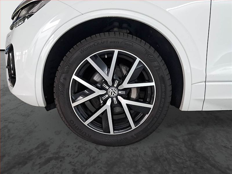 Volkswagen Touareg (2020) 3.0 TDI, 4x4, Vzduch, ACC - fotka 15 z 34
