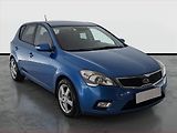 Kia Ceed (2011) 1.6 CVVT, po STK, jezdí dobře - náhled 1