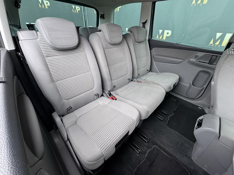Seat Alhambra (2014) 2.0TDi MAN Style,7míst, tažné  - fotka 24 z 51