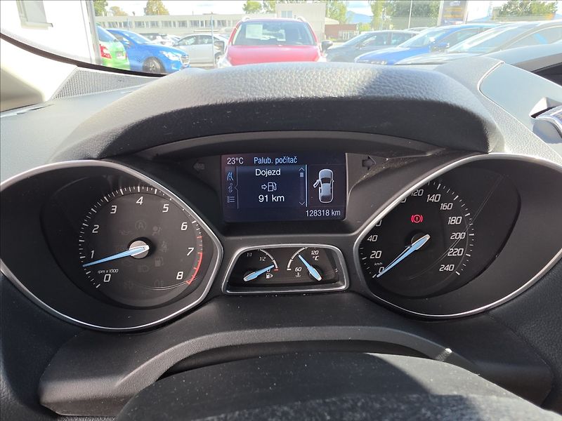 Ford C-MAX 1,6 1 110KW Titanium - fotka 14 z 40