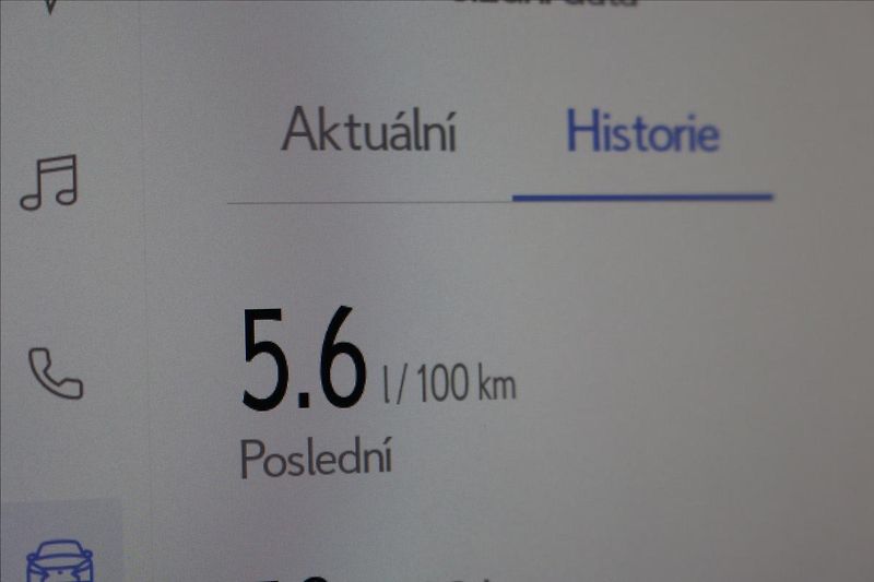 Lexus UX 250h 2,0 HEV, DSG, 1.Maj.  UX - fotka 35 z 64