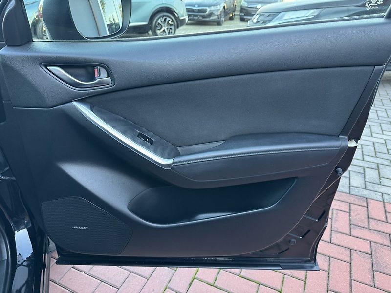 Mazda CX-5 (2017) 2.0i G-165 LED Bose Kamera - fotka 20 z 50