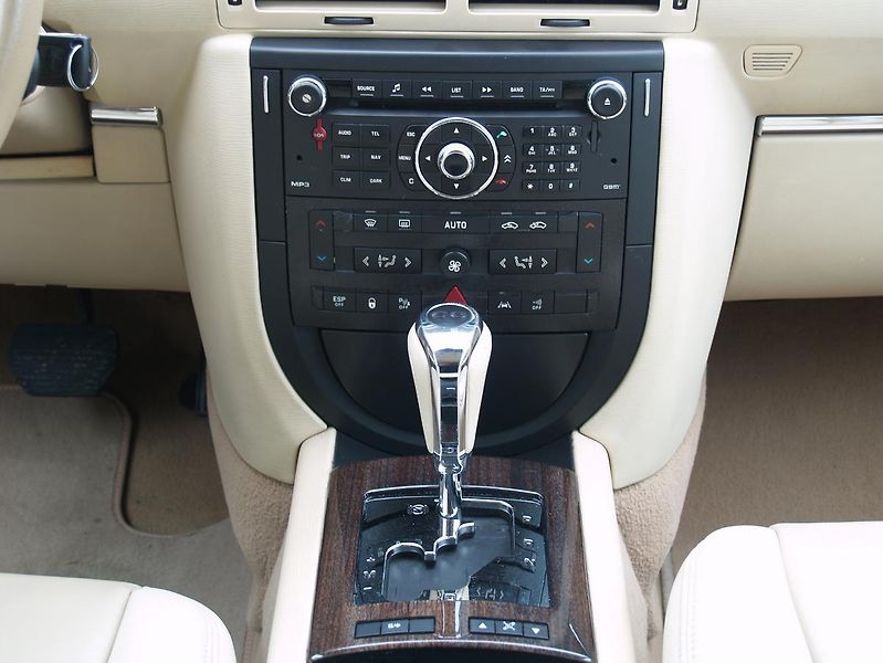 Citroën C6 (2008) Exclusive 3,0i - fotka 8 z 22