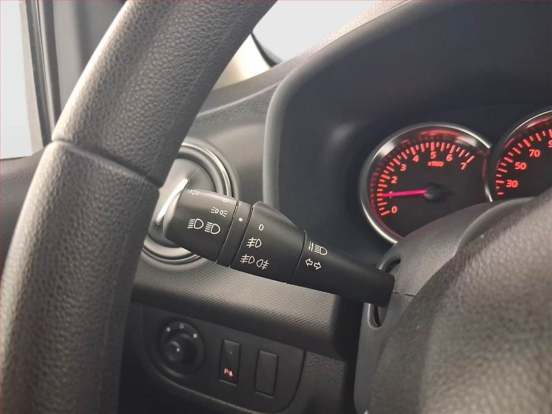 Dacia Logan (2018) 1.0 SCe, ČR,1.maj, Serv.kniha - fotka 17 z 19