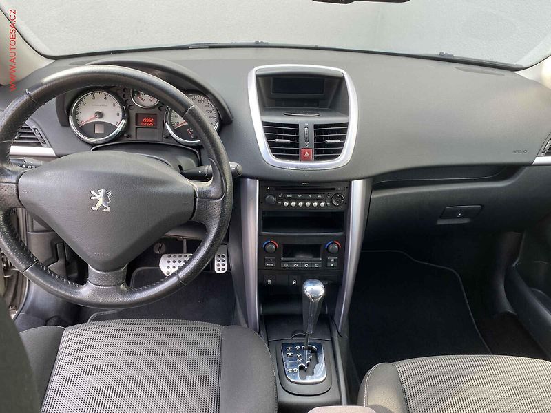 Peugeot 207 (2009) 1.6i, servis.kniha, AT - fotka 11 z 14