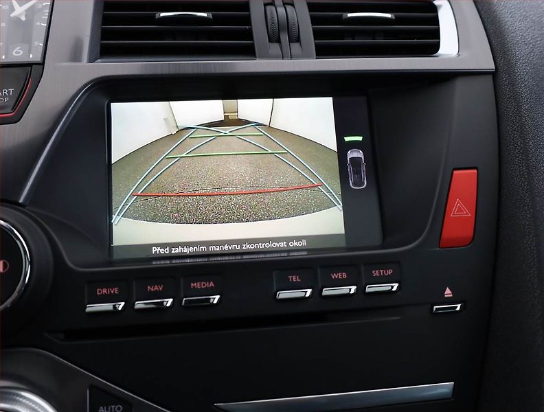 Citroën DS5 (2015) 2.0 BlueHDI, Automat, ČR,1.maj - fotka 17 z 21