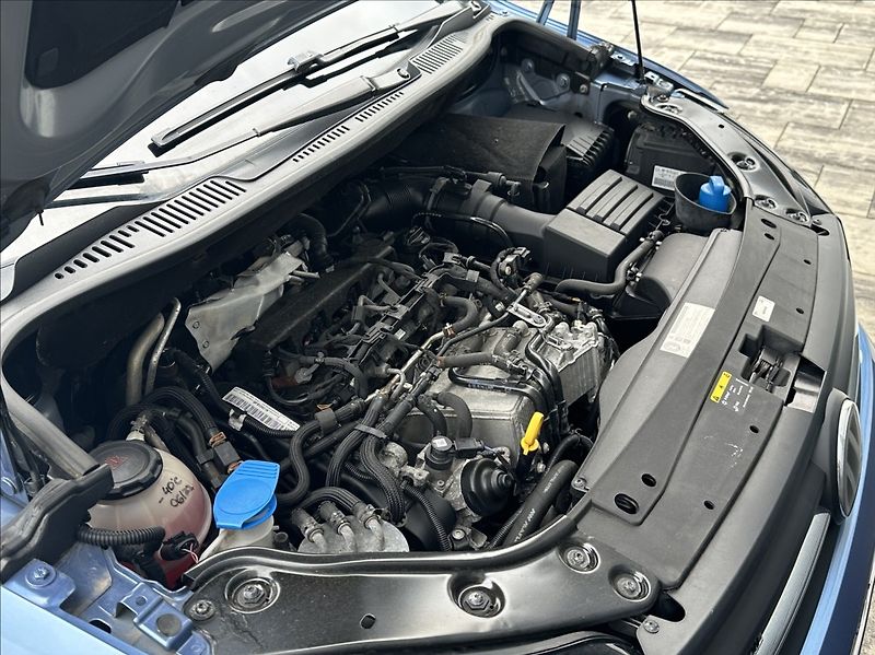 Volkswagen Caddy 2,0 TDI 122PS  Maxi Trend-7 4x - fotka 43 z 50