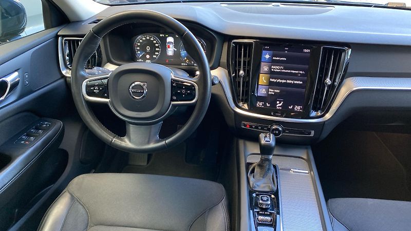 Volvo V60 Cross Country, D4 AWD Drive-E, - fotka 11 z 31