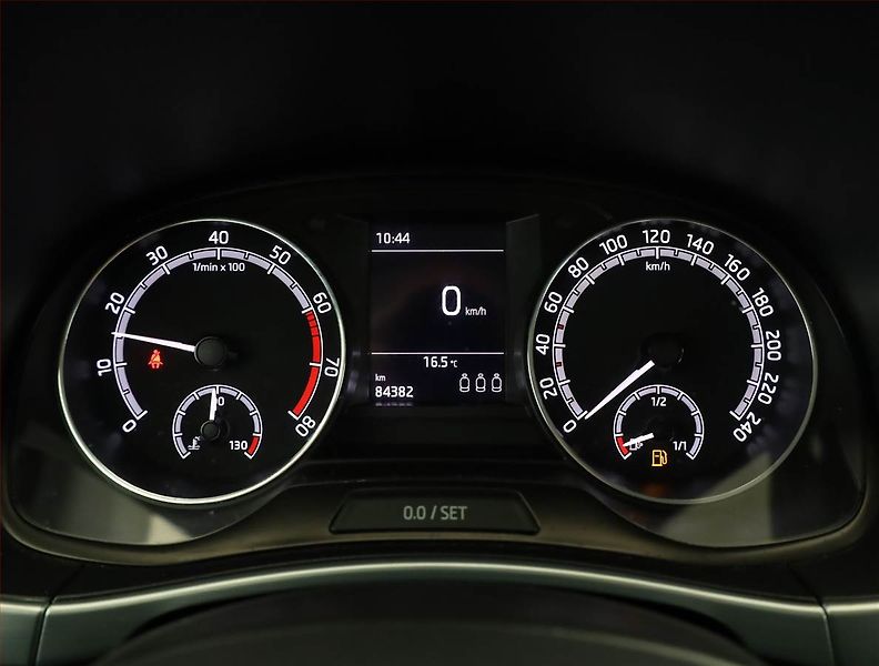 Škoda Fabia (2021) Ambition Plus 1.0 TSI - fotka 9 z 18