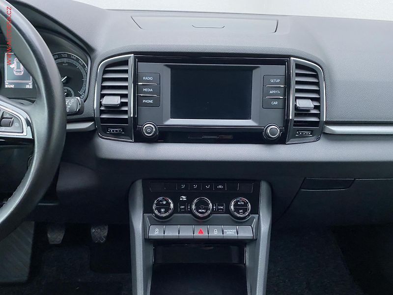 Škoda Karoq (2017) 2.0 TDi 4x4, Ambition - fotka 12 z 17