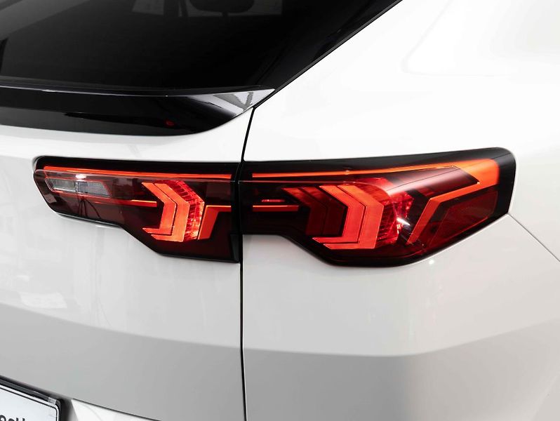 BMW X2 sDrive20i - fotka 10 z 22