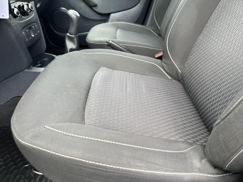 Dacia Logan MCV 1.0SCe KLIMA PŮVOD ČR - fotka 11 z 38