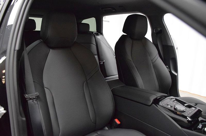 BMW Řada 5 530e xDrive Touring Tažné - fotka 11 z 19