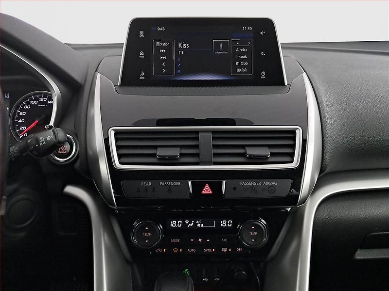 Mitsubishi Eclipse Cross (2018) Intense 1.5 T-MIVEC, 4X4 - fotka 12 z 18