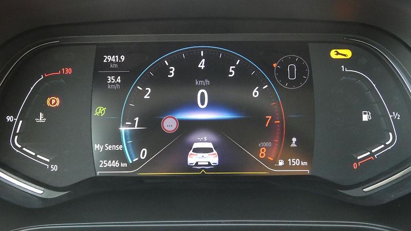 Renault Captur 1,3  TCe 140 Techno - fotka 13 z 22