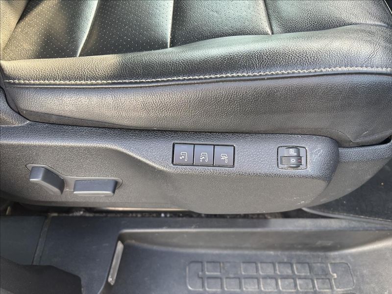 Citroën SpaceTourer 2,0 BlueHDi 130kW Shine  L1 - fotka 20 z 43