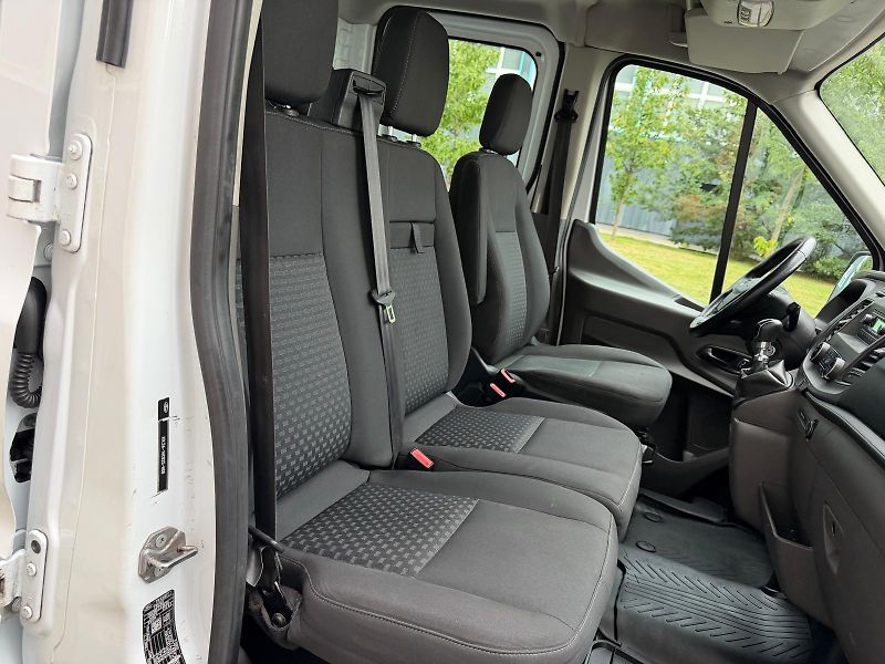 Ford Transit 2,0 TDCi / 7-místný / valník / - fotka 16 z 19