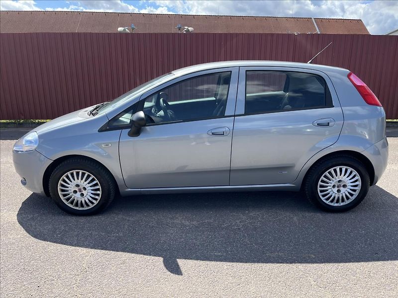 Fiat Punto 1.4 i 55KW ROZVODY STK 8/28 - fotka 4 z 32