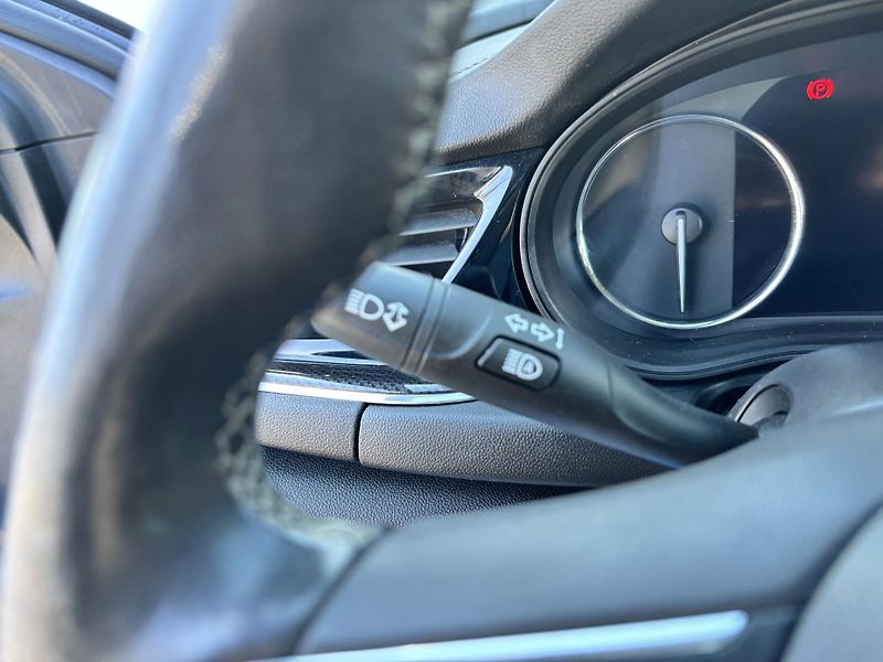 Opel Insignia (2022) 2.0CDTi 128kW Serv. kniha ALU! - fotka 20 z 33