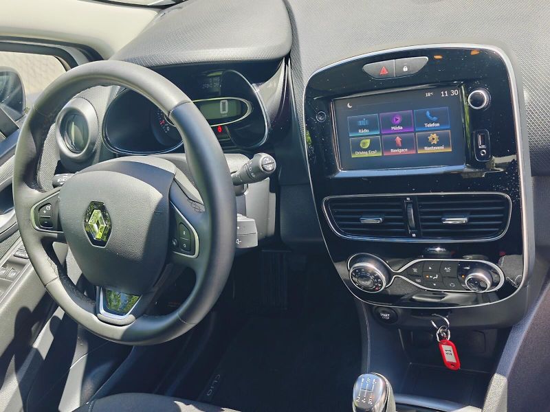 Renault Clio (2017) 0,9 TCe 66kW Limited Grandtour - fotka 20 z 38