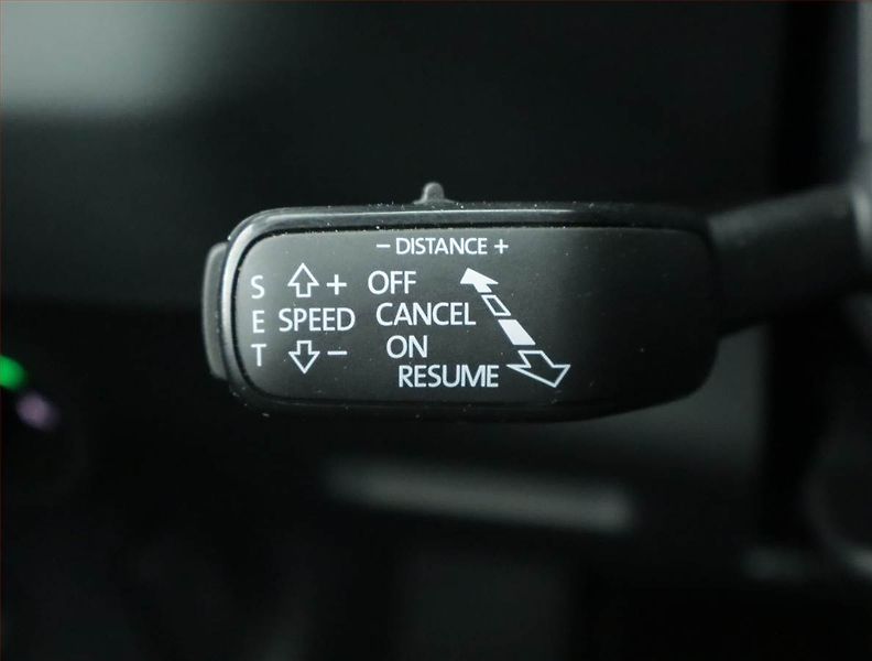 Škoda Karoq (2023) 2.0 TDI - fotka 18 z 24