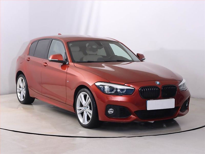 BMW Řada 1 (2018) 118i, Automat, Serv.kniha - fotografie inzerátu