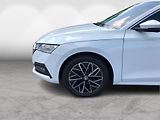 Škoda Octavia COMBI 2.0 TDi STYLE - náhled 10